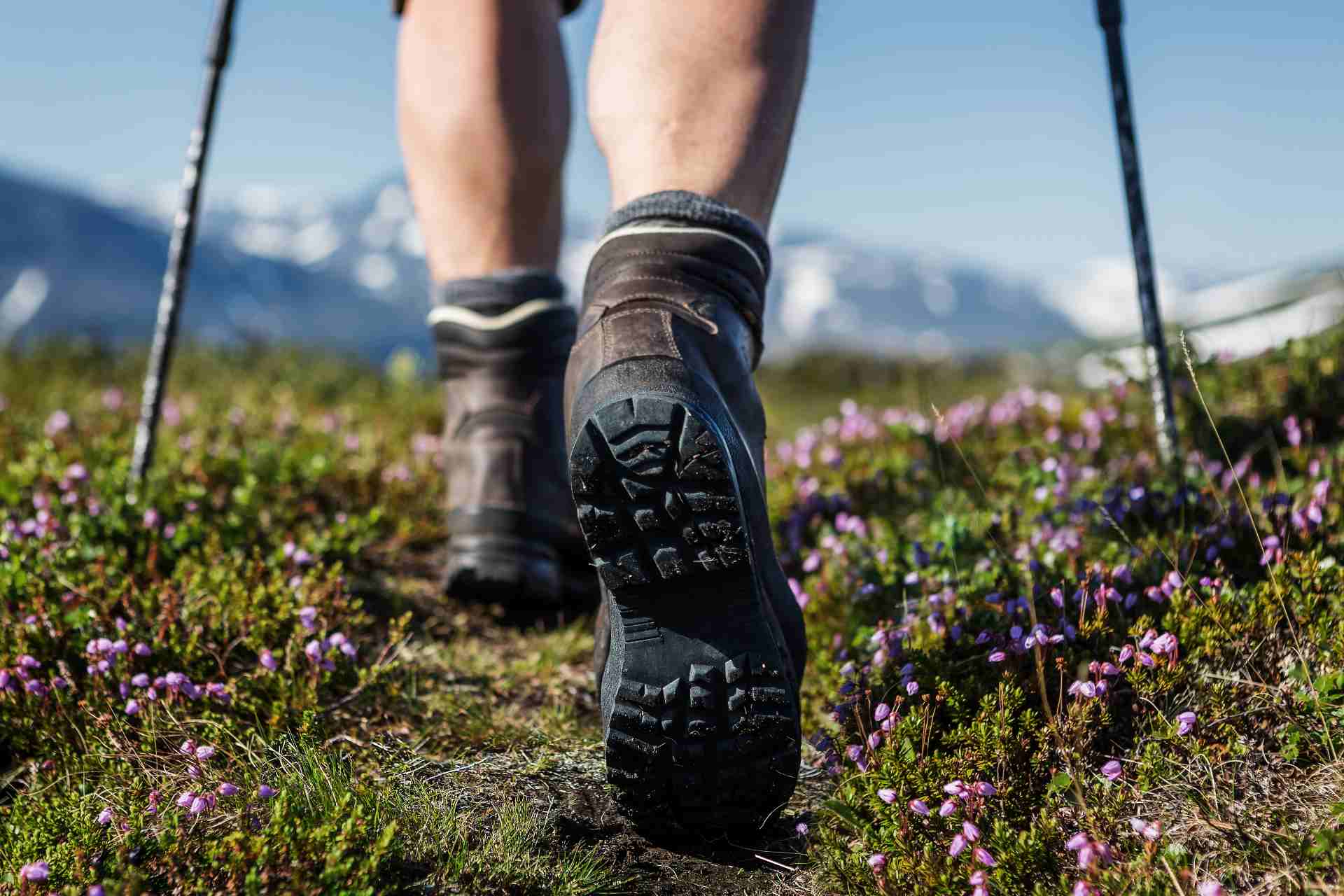 DIE PFLEGE VON WANDERSCHUHEN